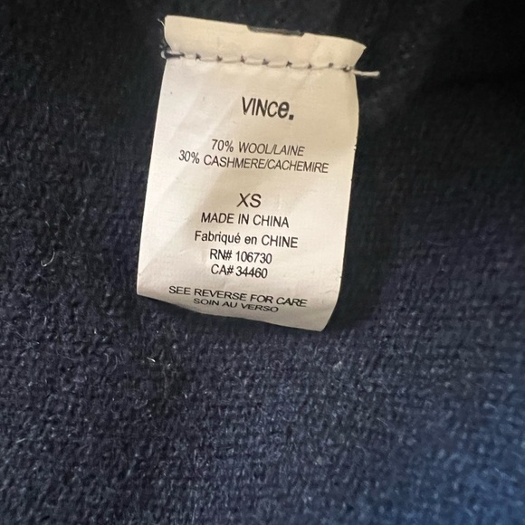 VINCE Raglan Cropped Sweater - Picture 4 of 5